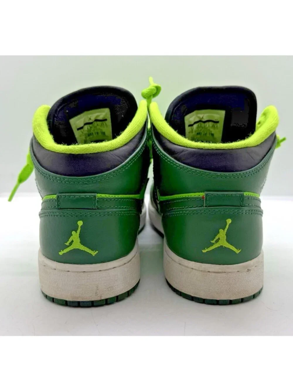 Nike Air Jordan 1 Mid Gorge Green 